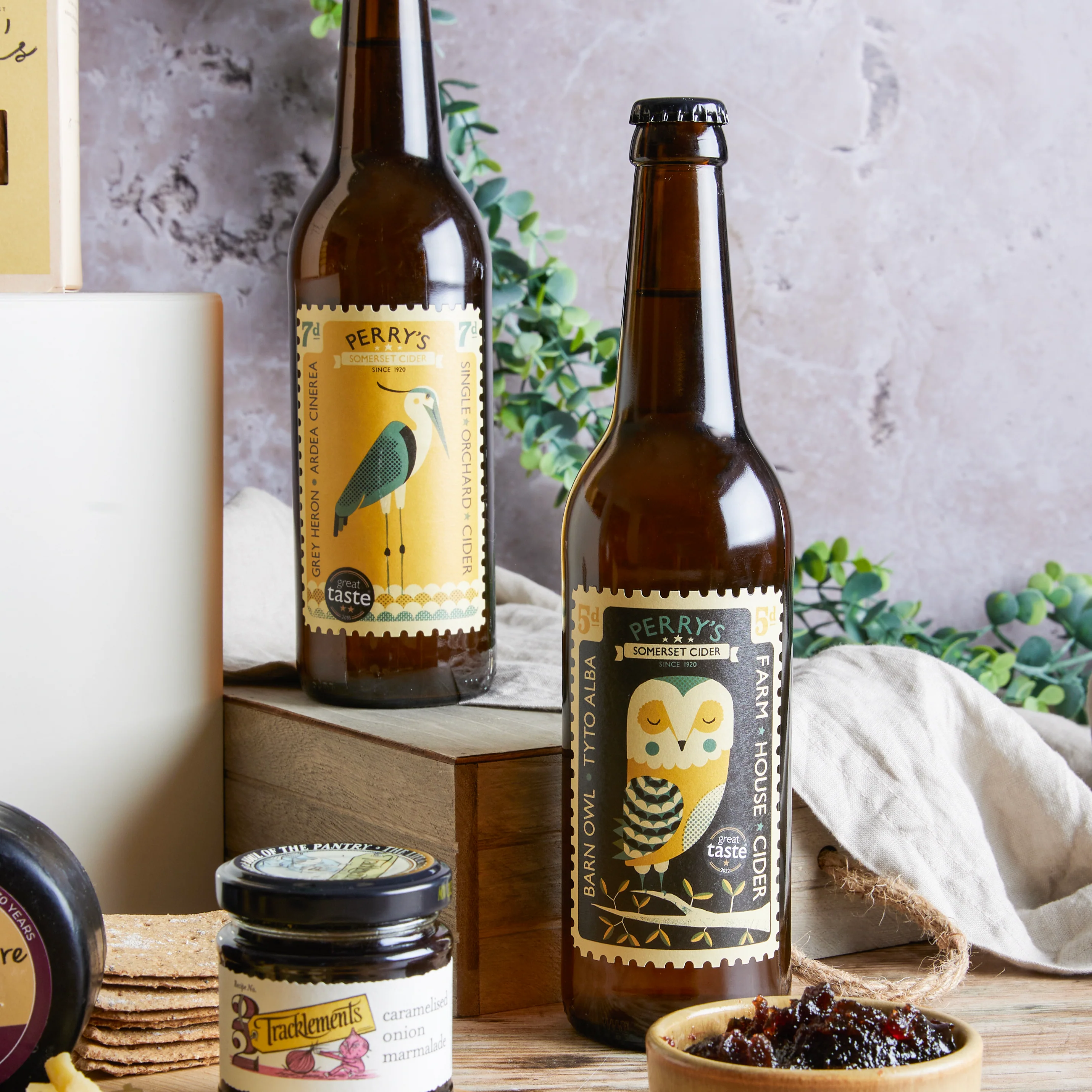 Artisan Cider & Cheese Hamper - Image 3
