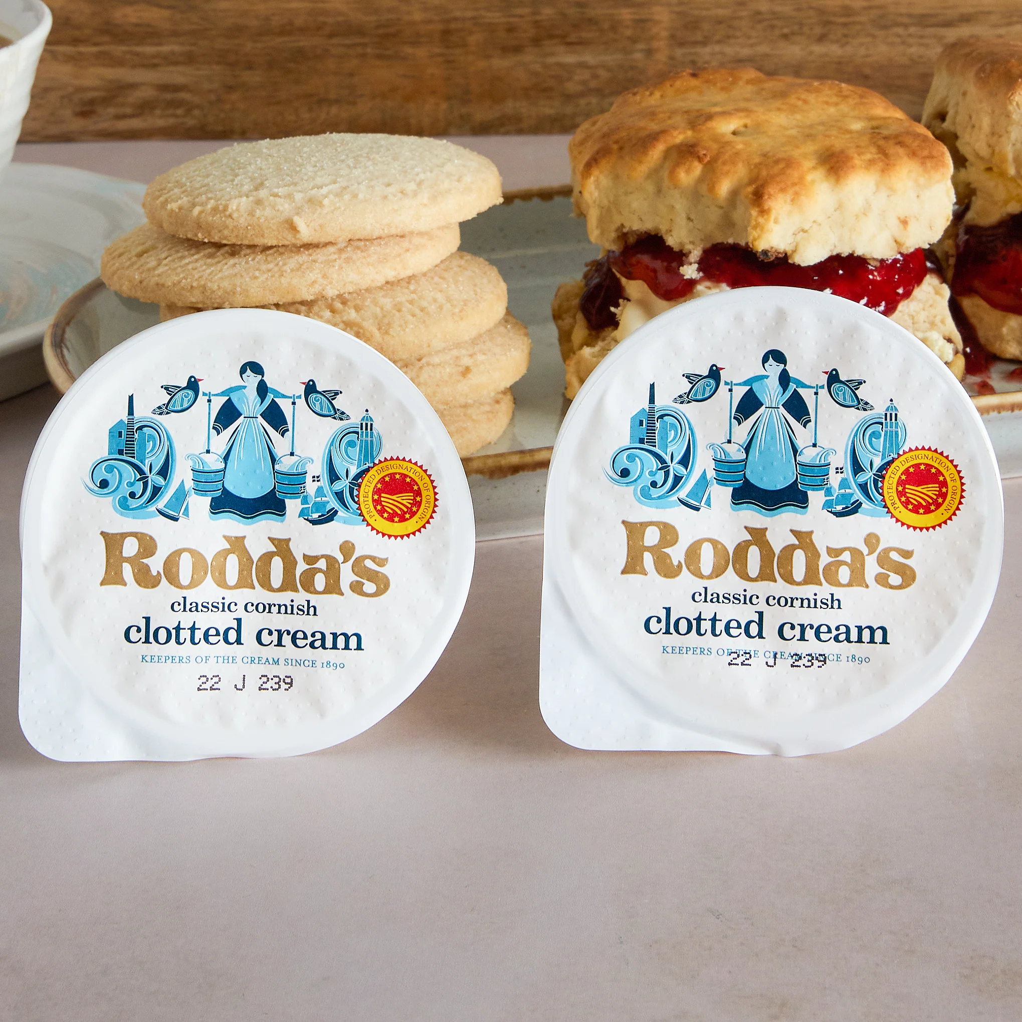 British Cream Tea Hamper - Image 4
