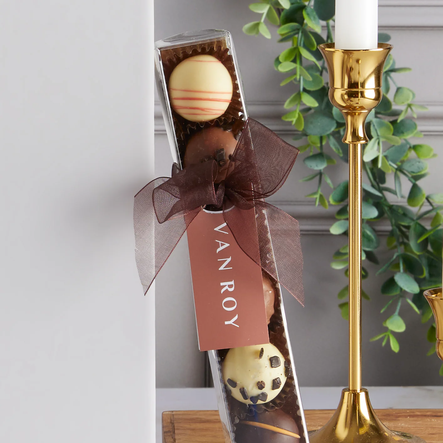 Champagne and Belgian Chocolates Hamper - Image 3