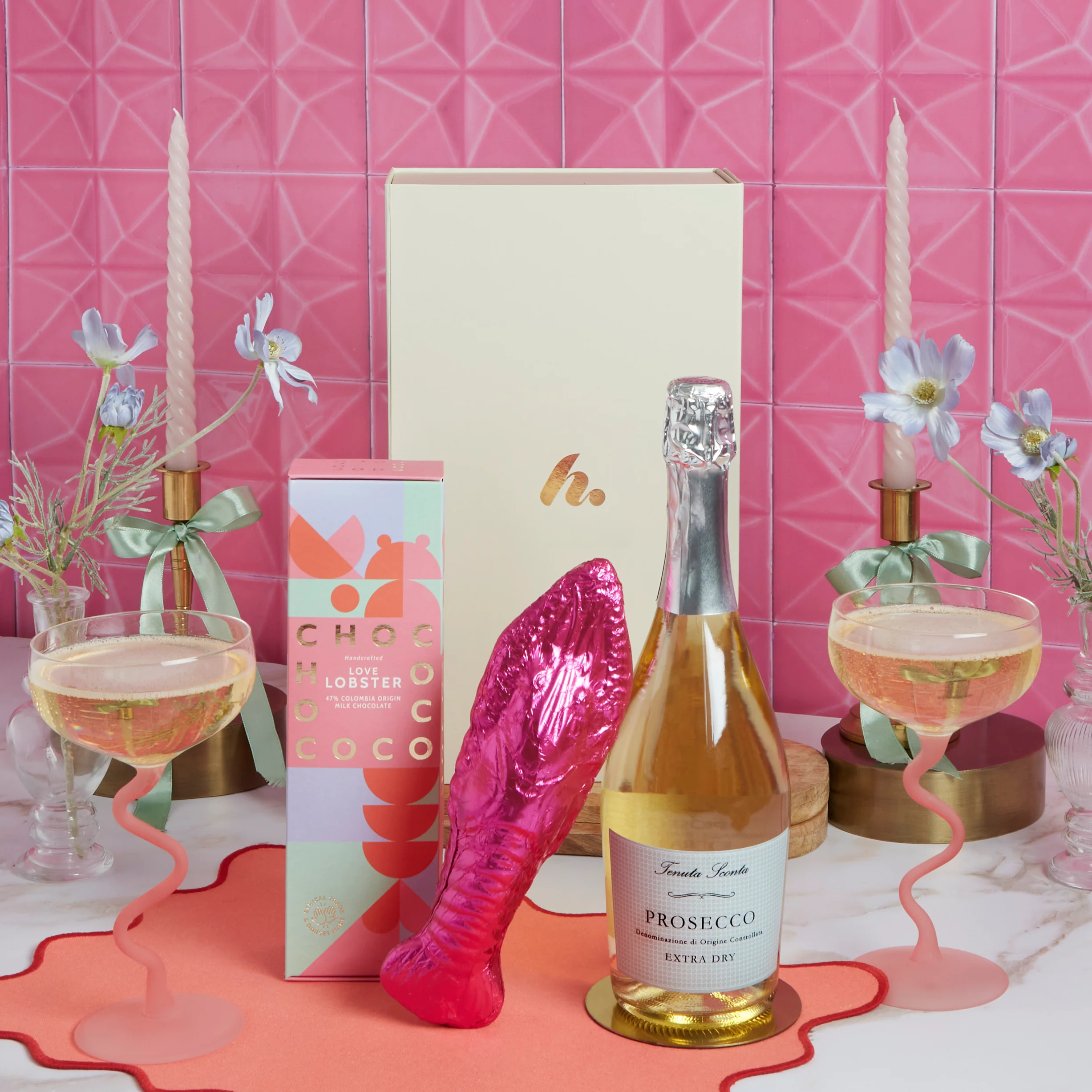 Chocolate Lobster and Prosecco Gift Hamper - Image 2