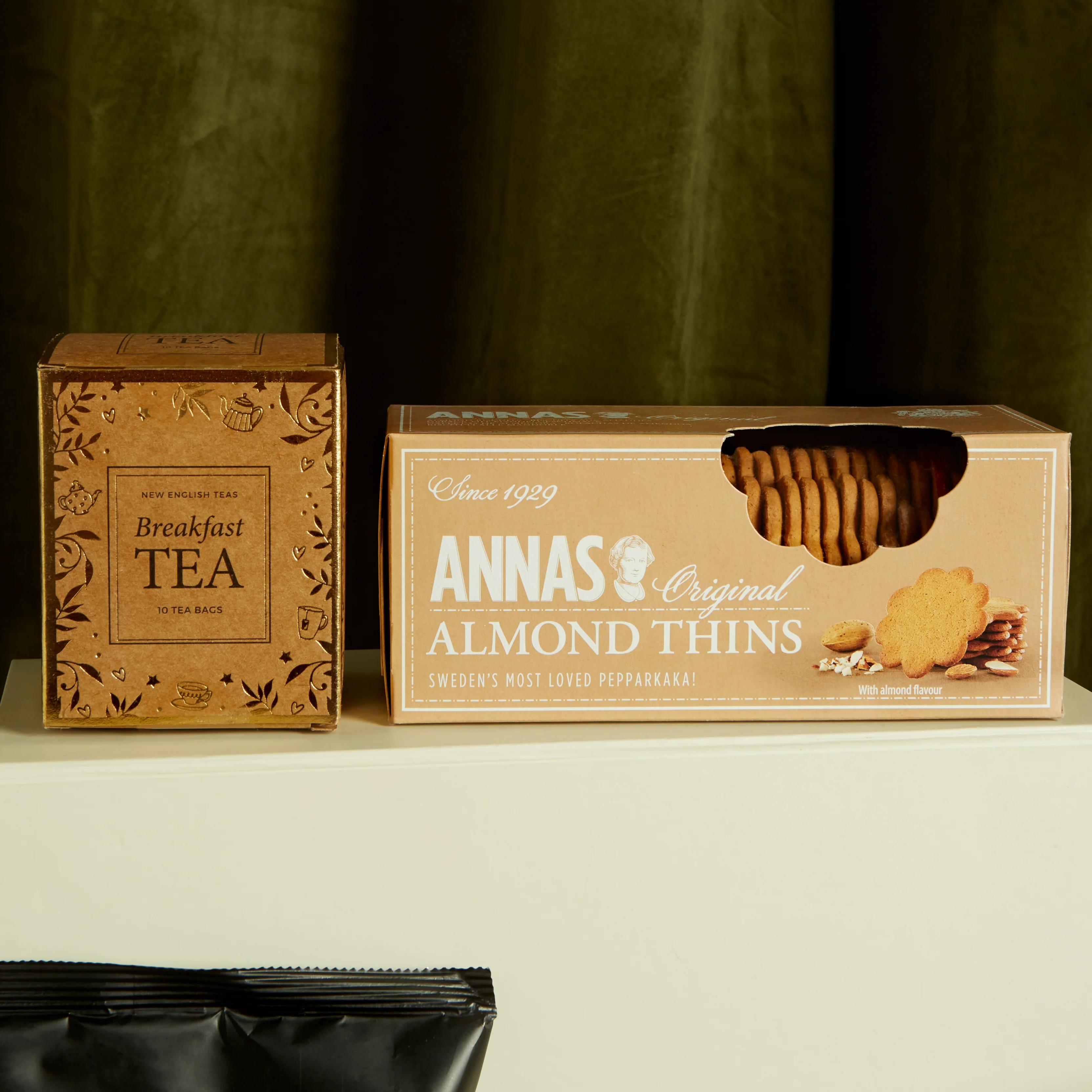 Christmas Season Selection Gift Box - Image 12