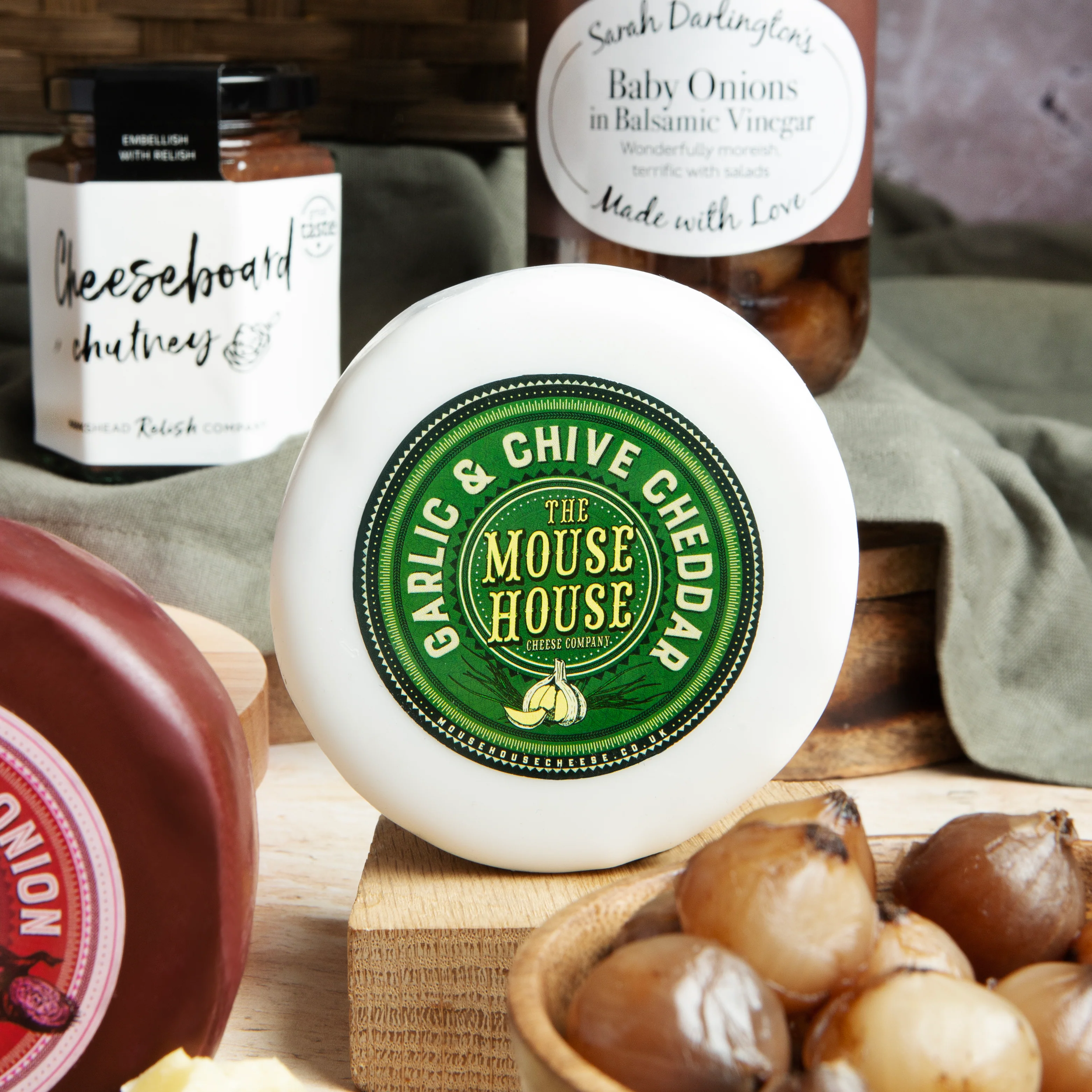 Luxury Cheeseboard Gift Hamper - Image 5