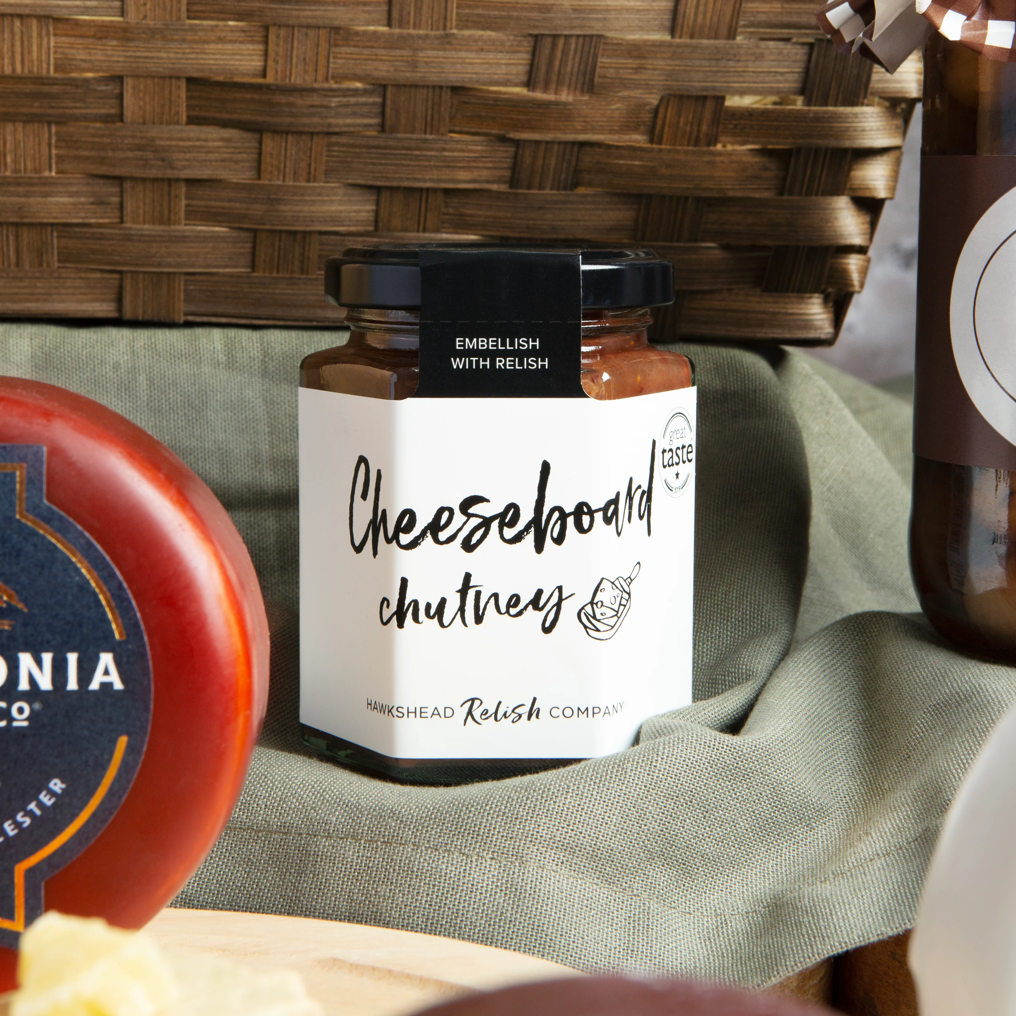 Luxury Cheeseboard Gift Hamper - Image 7