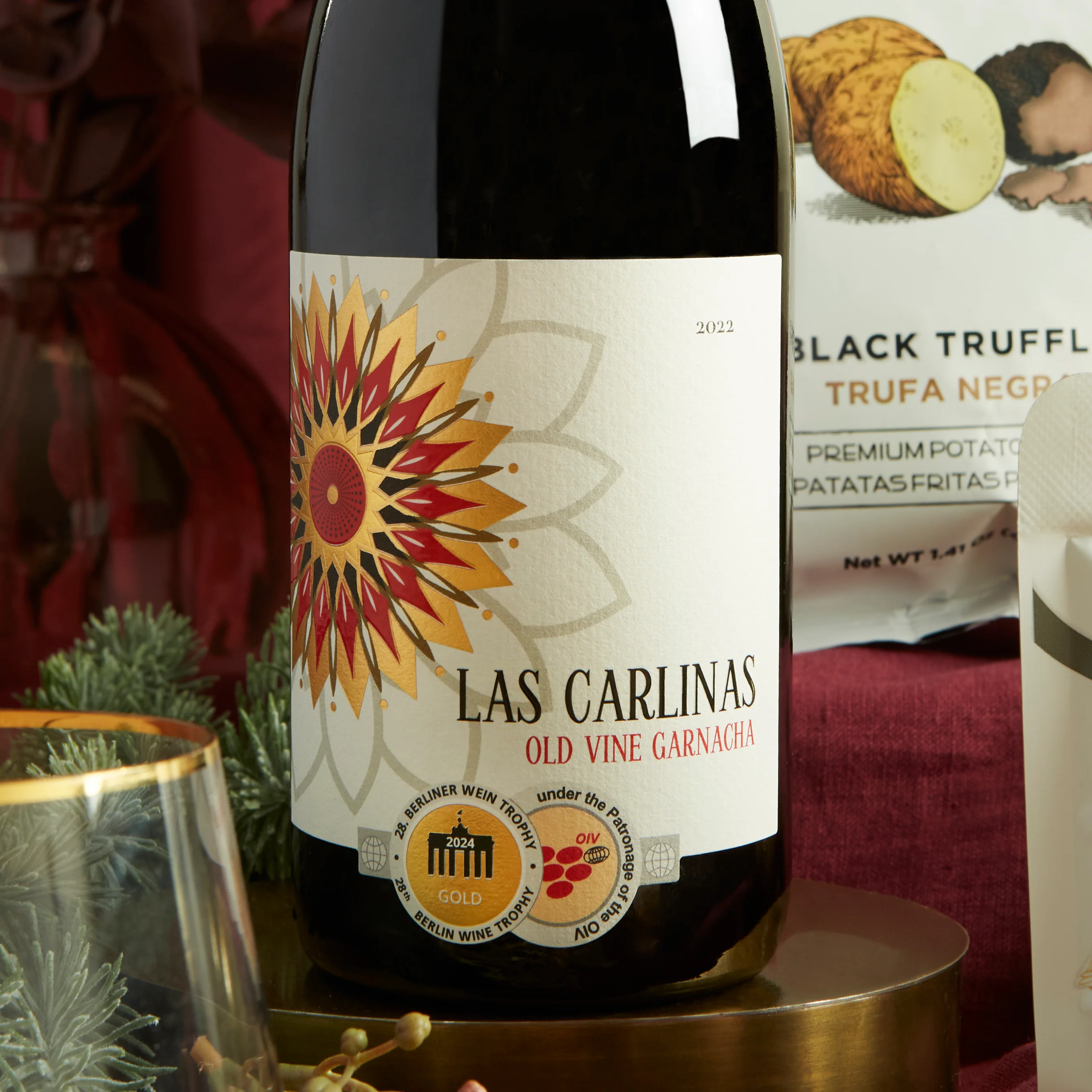 Red Wine & Festive Treats Hamper (Vegan) - Image 2