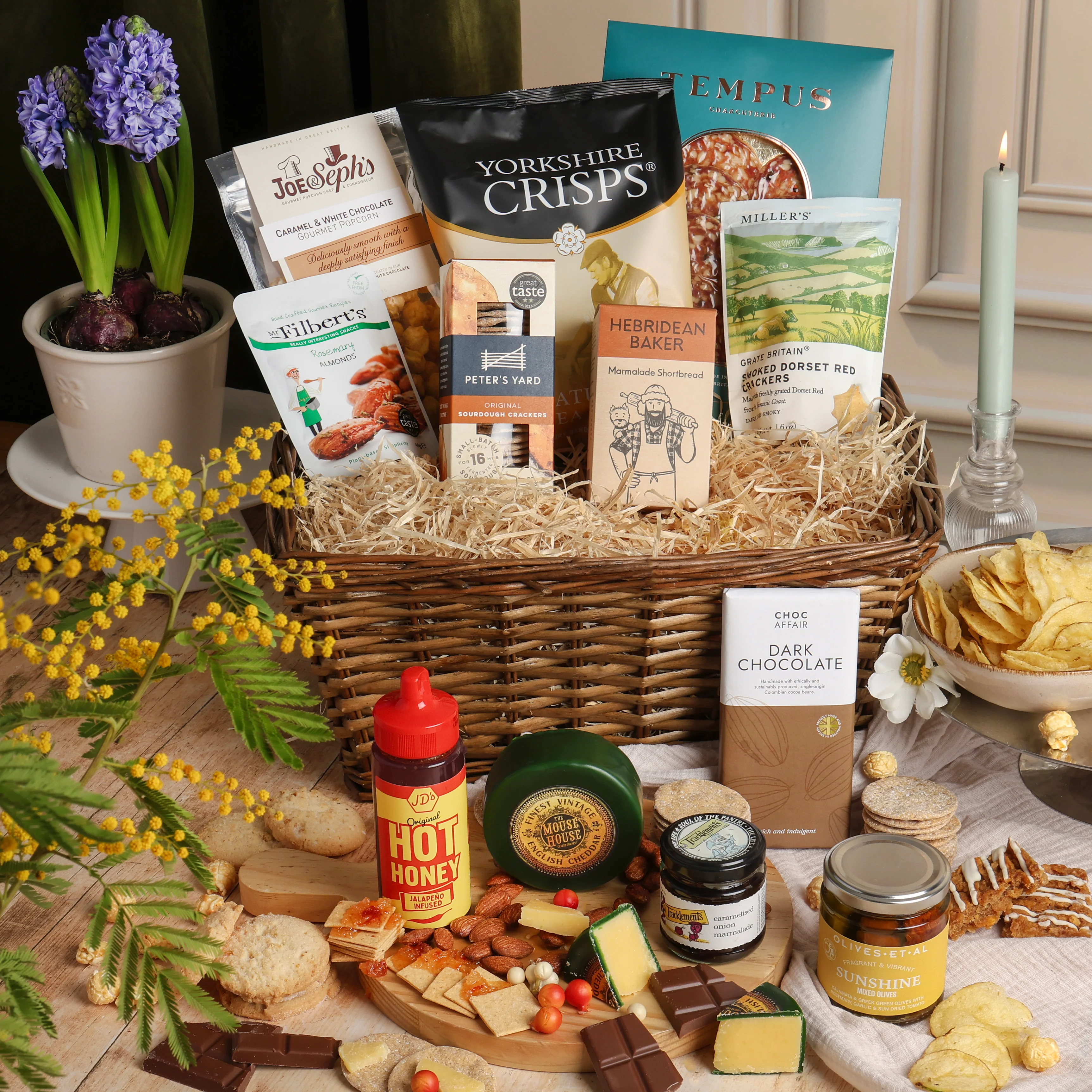 Springtime Feast Hamper - Image 2