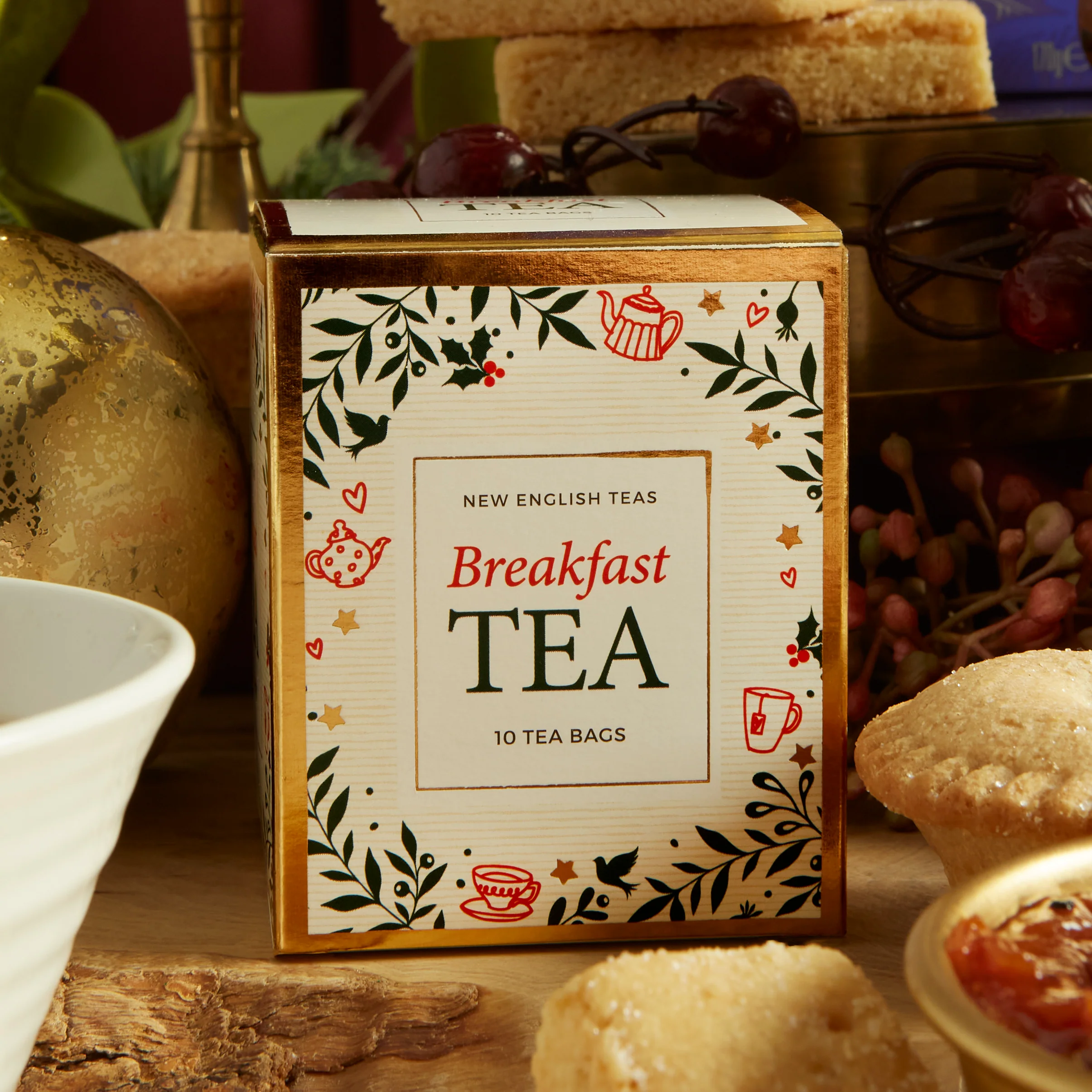 The Classic Christmas Food & Wine Hamper - Image 11