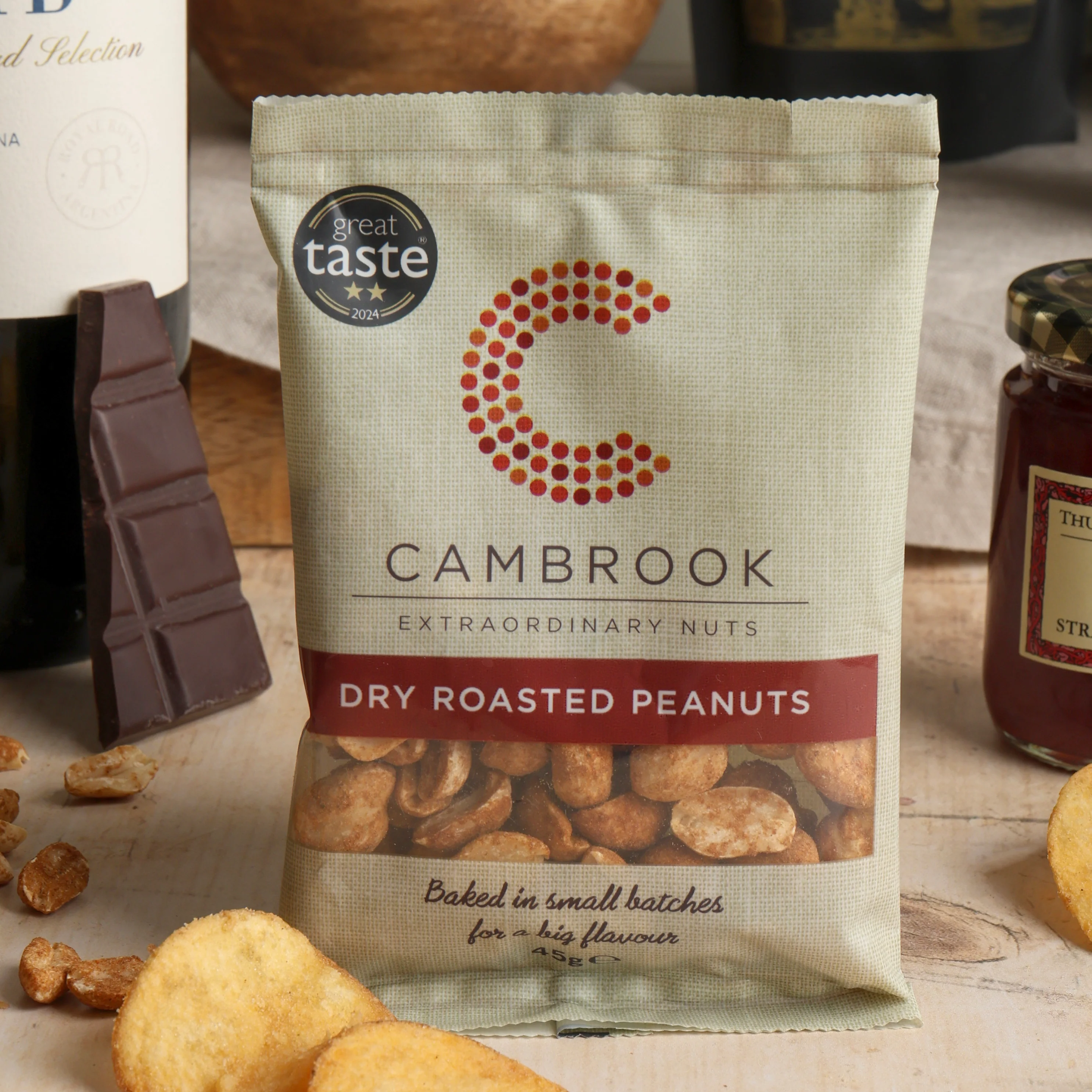 Classic Food and Wine Hamper - Image 4