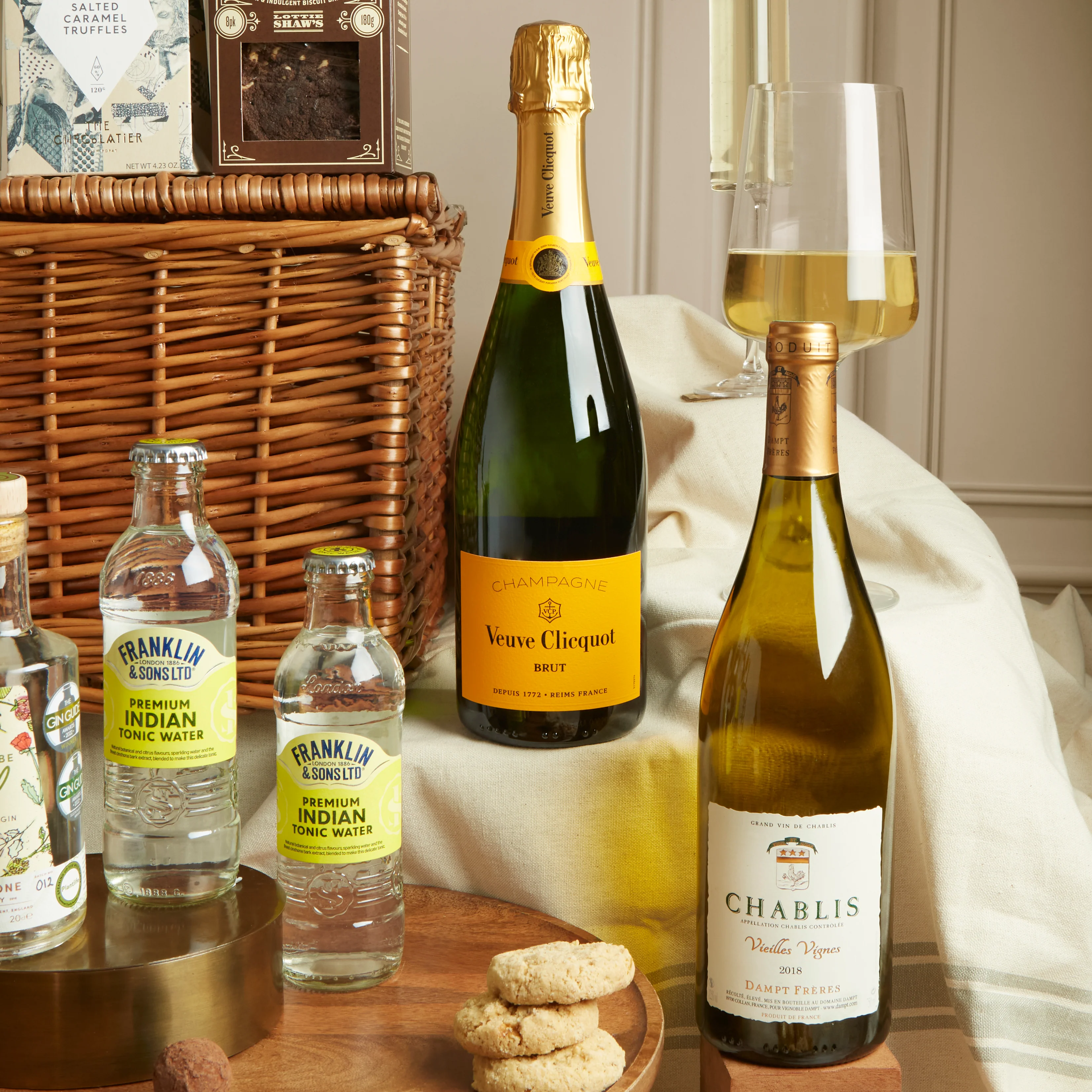 The Grand Food and Wine Hamper - Image 3