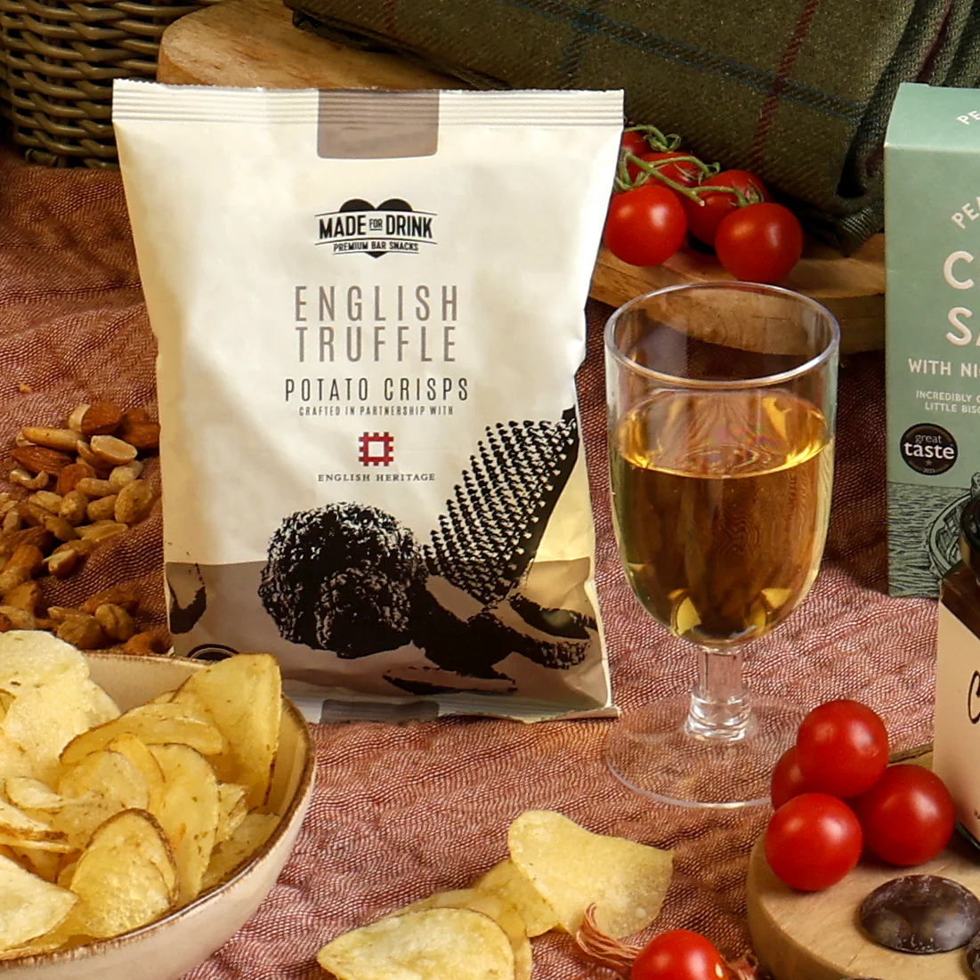 The Perfect Pairing Champagne Picnic Hamper - Image 6