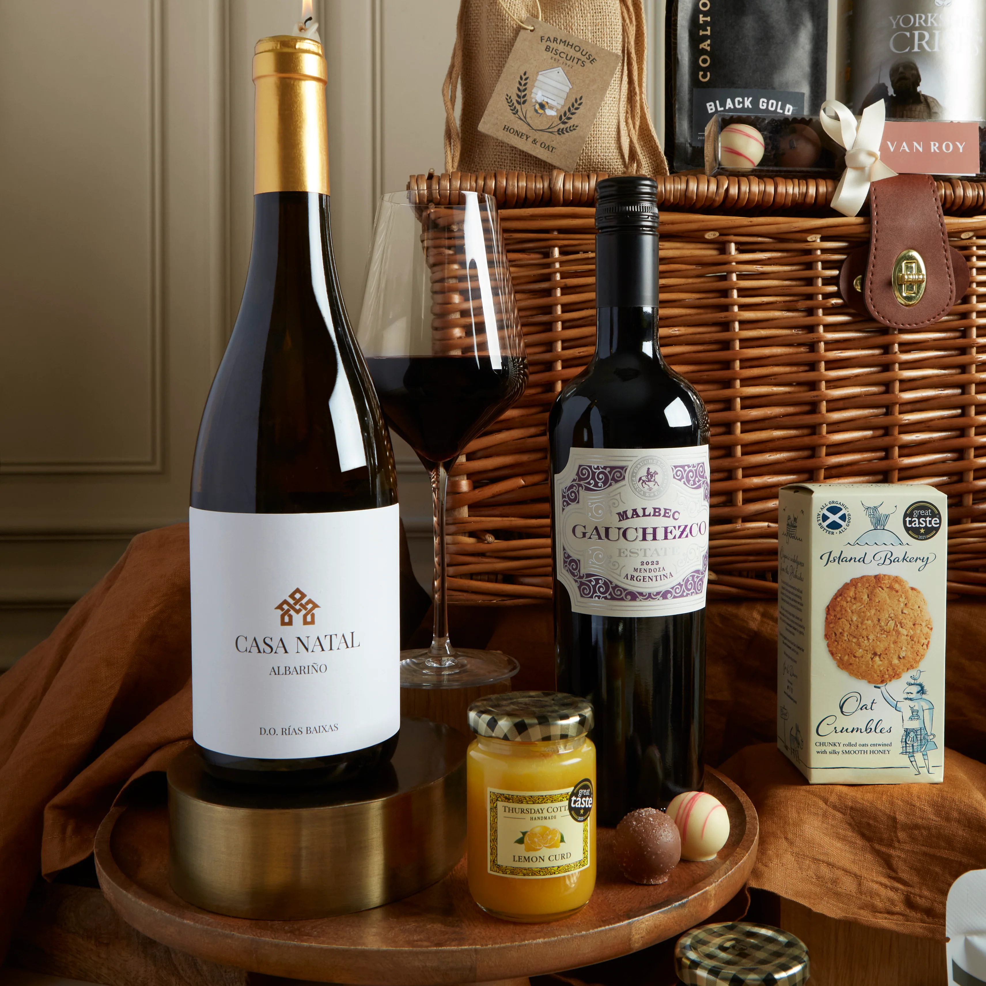 The Regency Food and Wine Hamper - Image 3