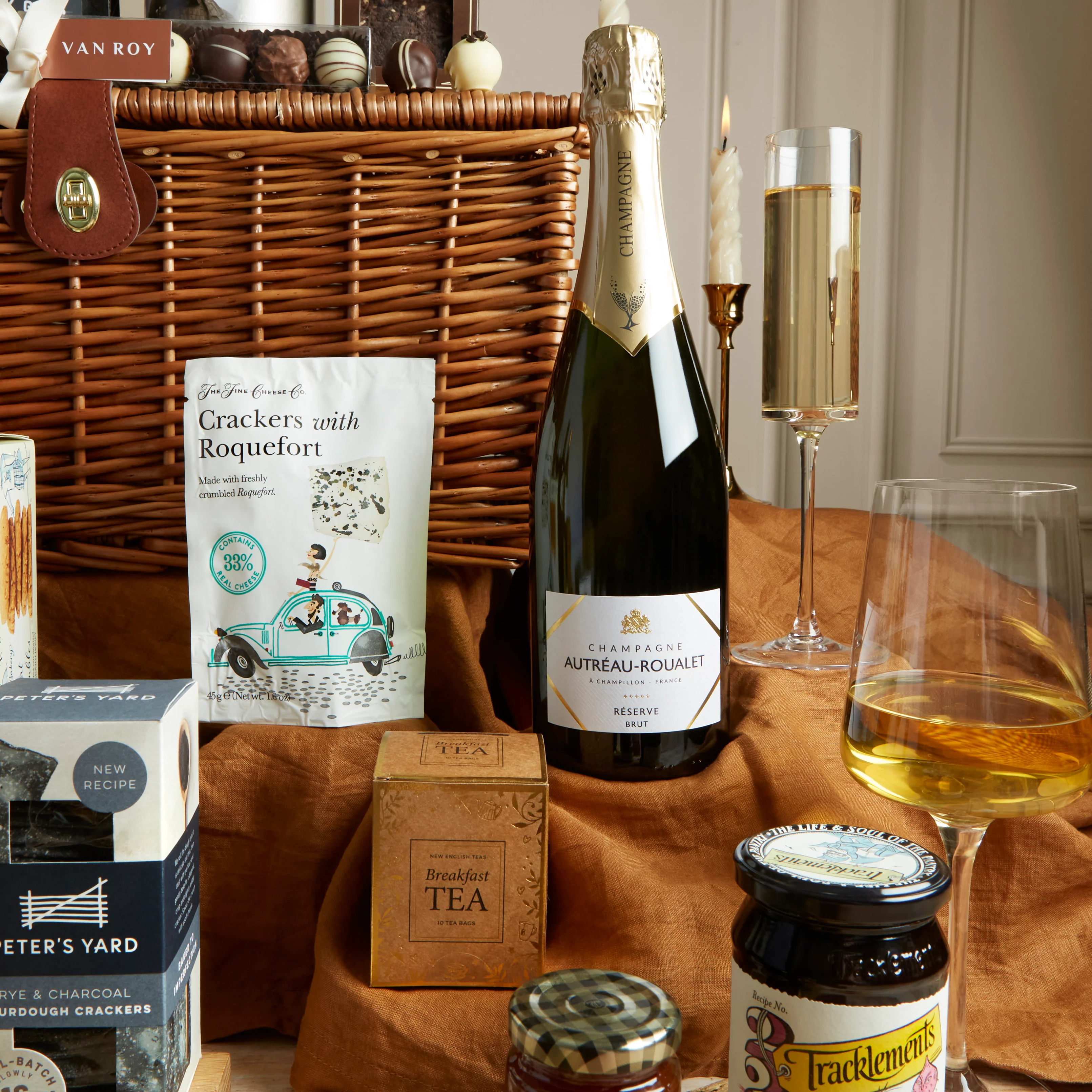 The Regency Food and Wine Hamper - Image 4