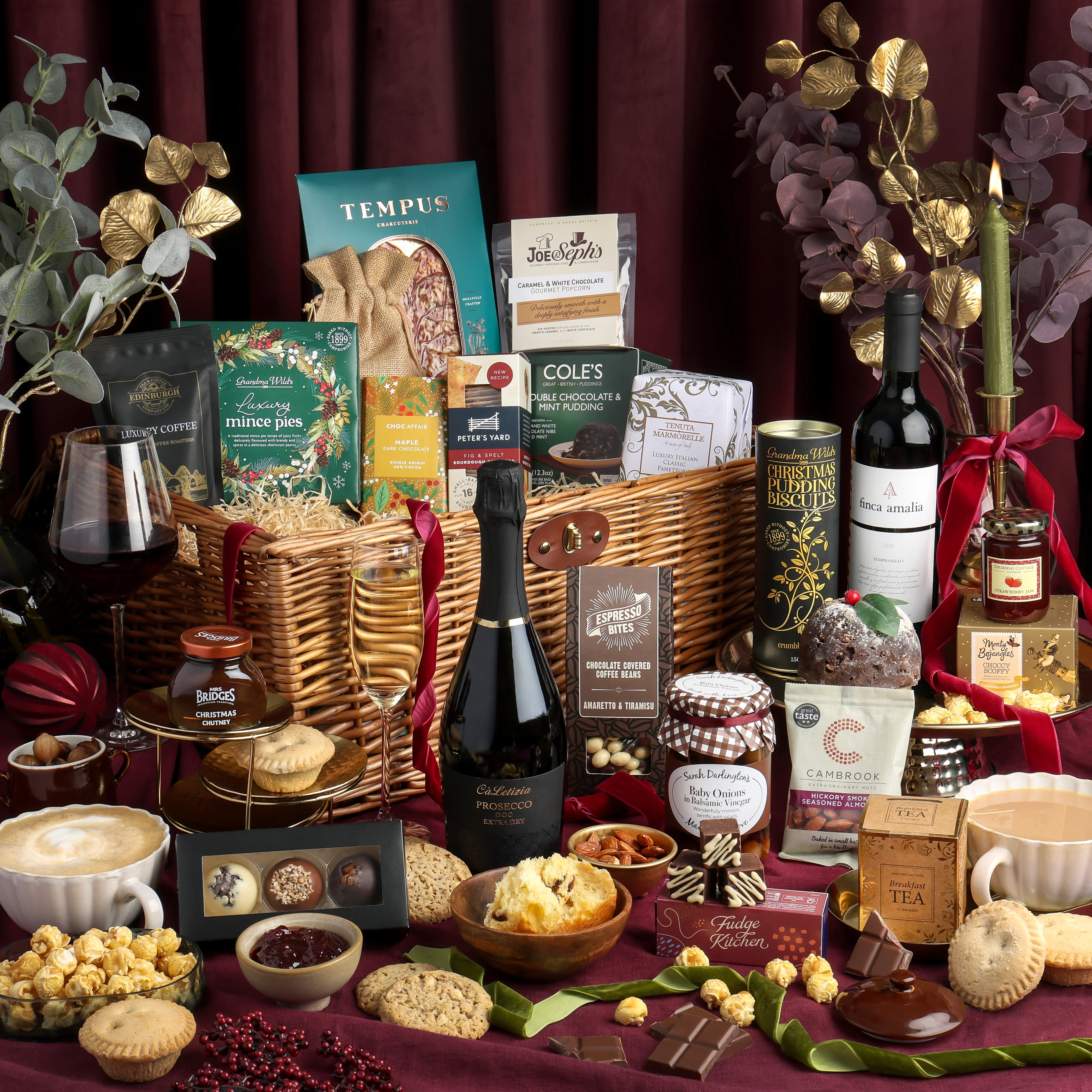 Traditional Christmas Hamper - Image 2