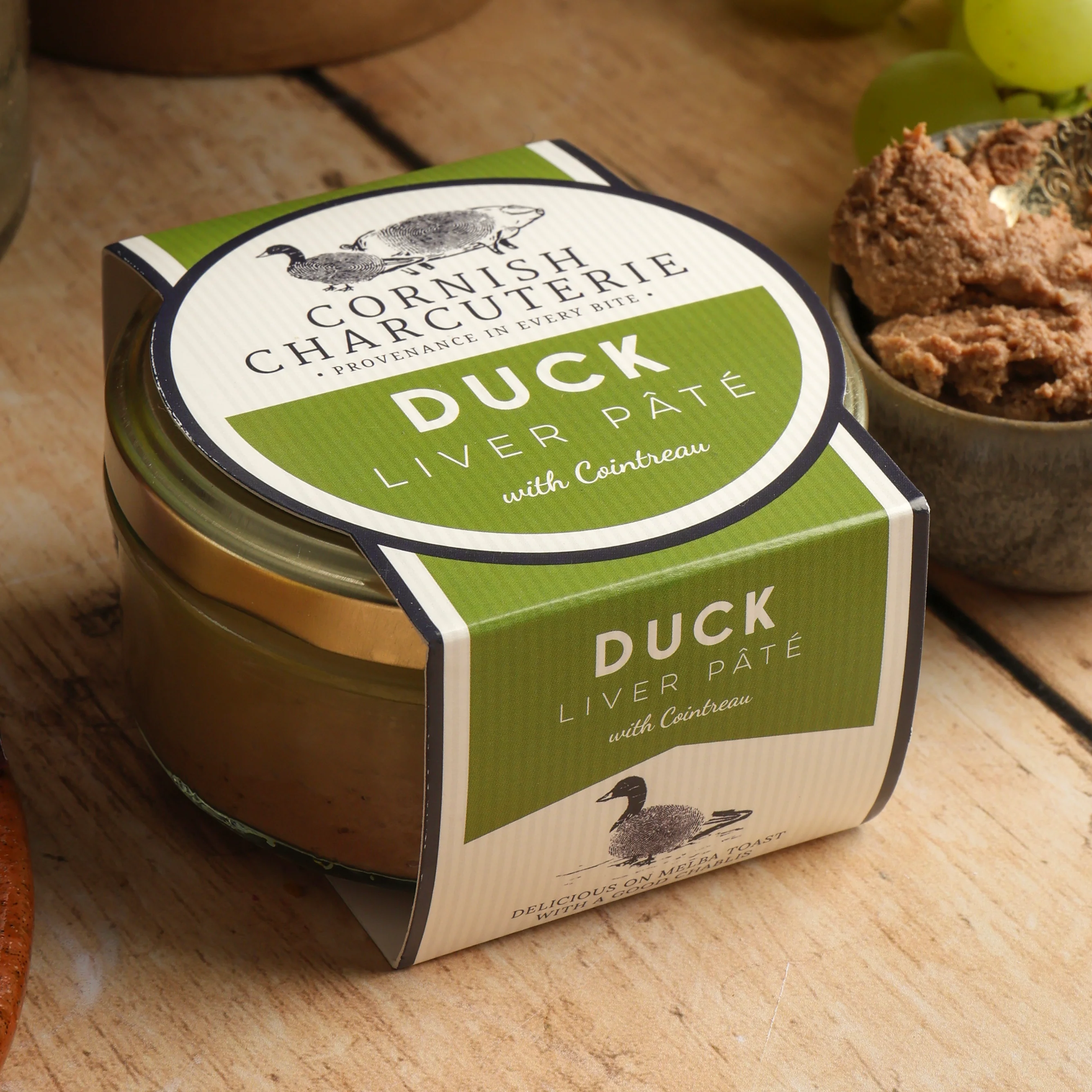 Wine, Cheese & Pâté Gift Hamper - Image 4