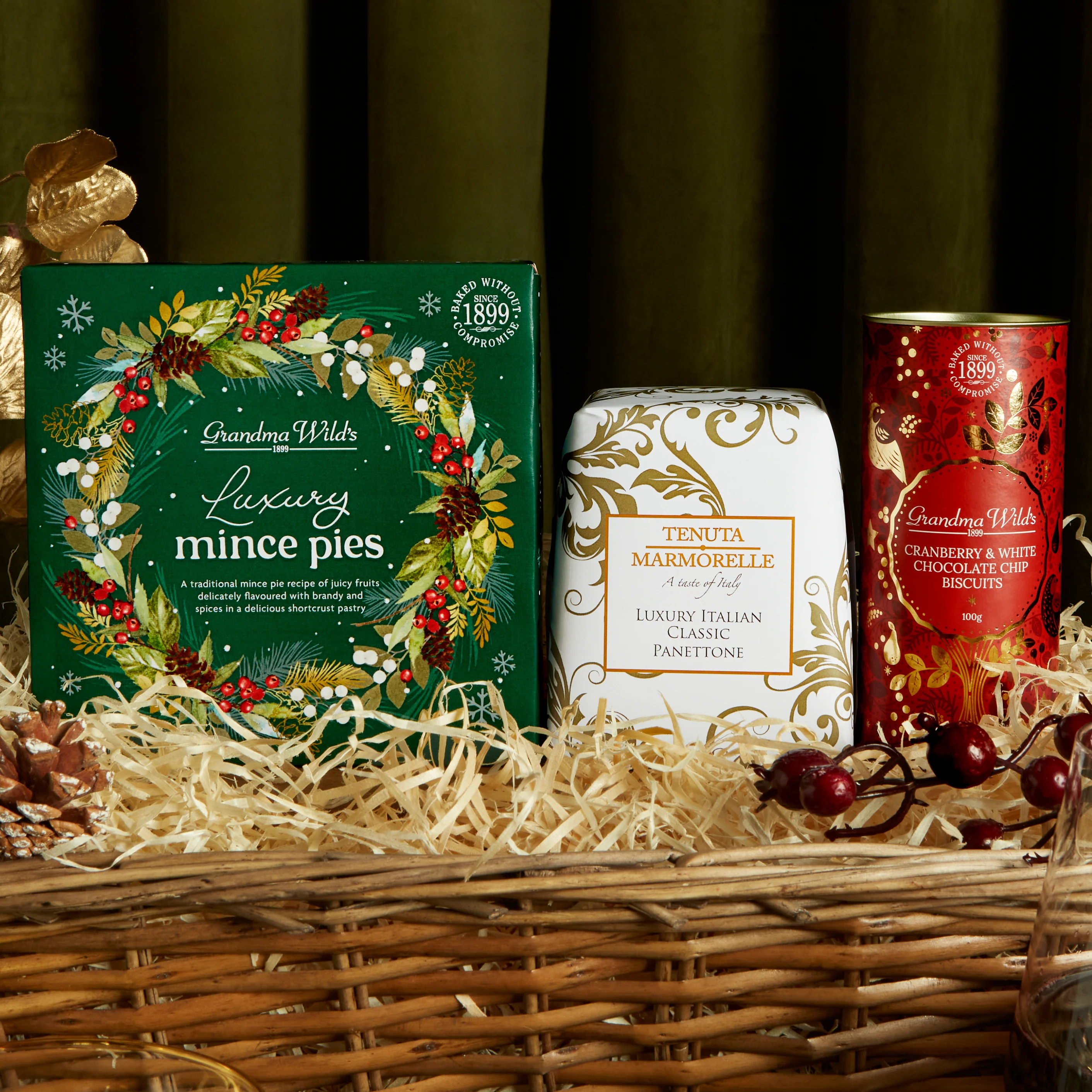 Winter Wonders Christmas Gift Basket - Image 6